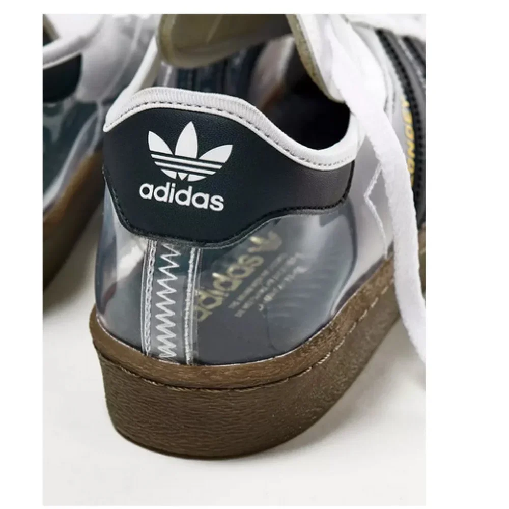 adidas NIB Special Addition Box Blondey Superstar McCoy With Socks Size 10 - Picture 10 of 10